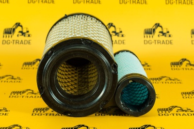 Комплект воздушных фильтров JCB 32/919902 (1)