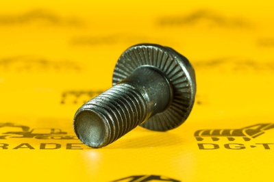 Болт крепления главной пары JCB (Original) 826/01080 (1)